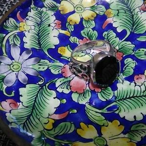 Vintage Minimalist Silver & Onyx Ring